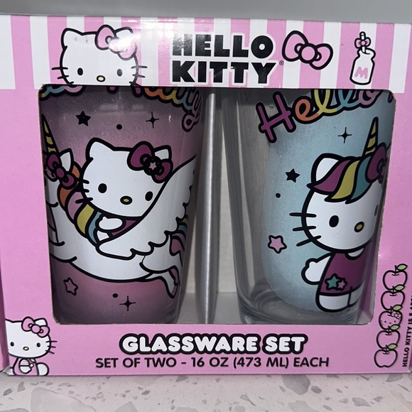 Hello kitty glassware set - Picture 3 of 5